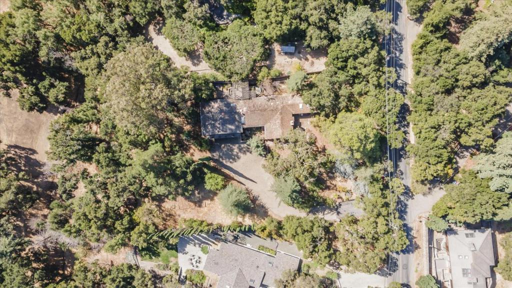 11090 Mora Drive Property Photo 2