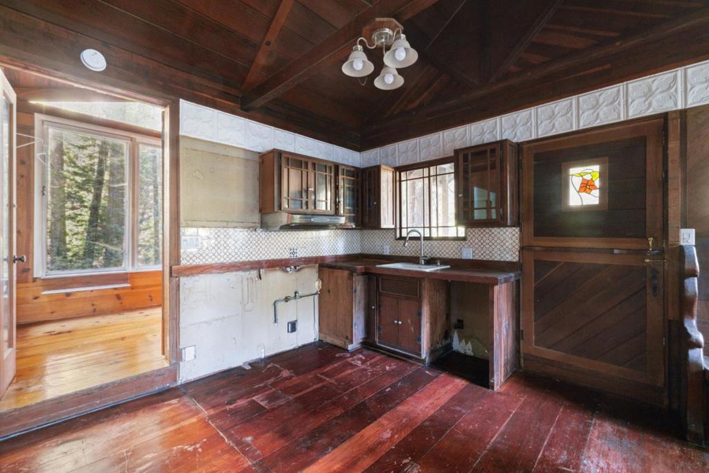 24140 Schulties Road Property Photo 11