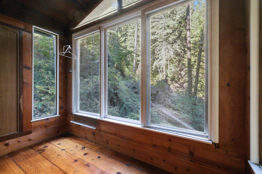 24140 Schulties Road Property Photo 14