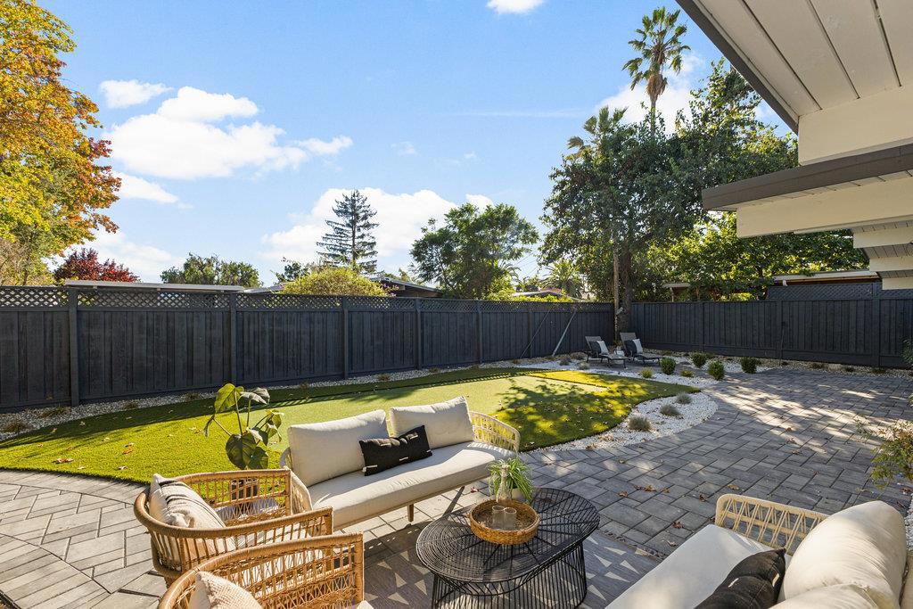 838 Devonshire Way Property Photo 49