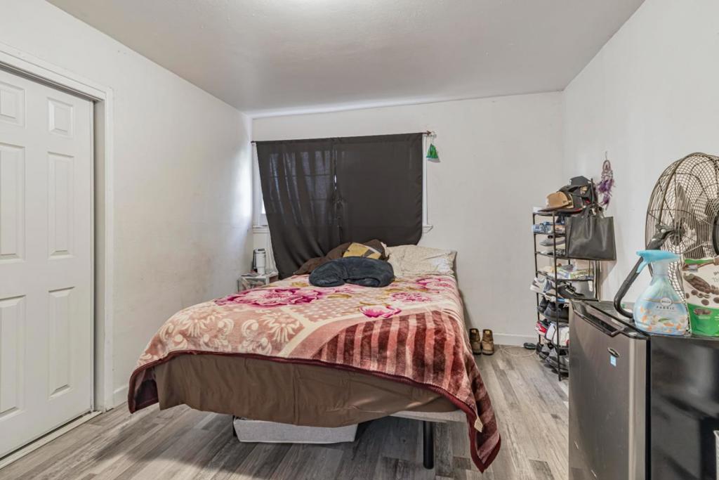 748 Clara Street Property Photo 24