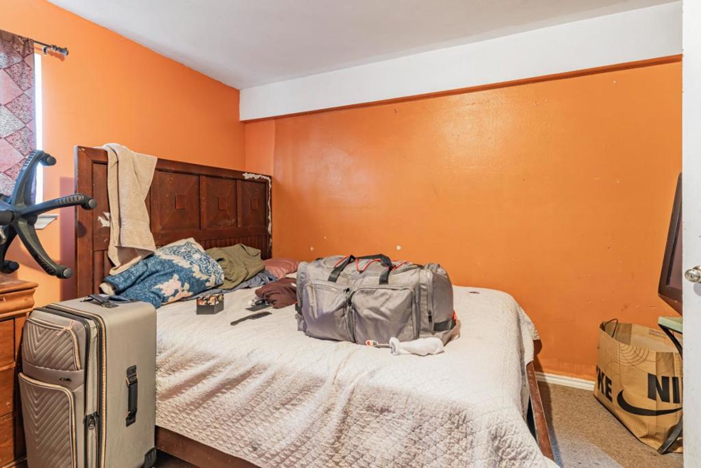 748 Clara Street Property Photo 40