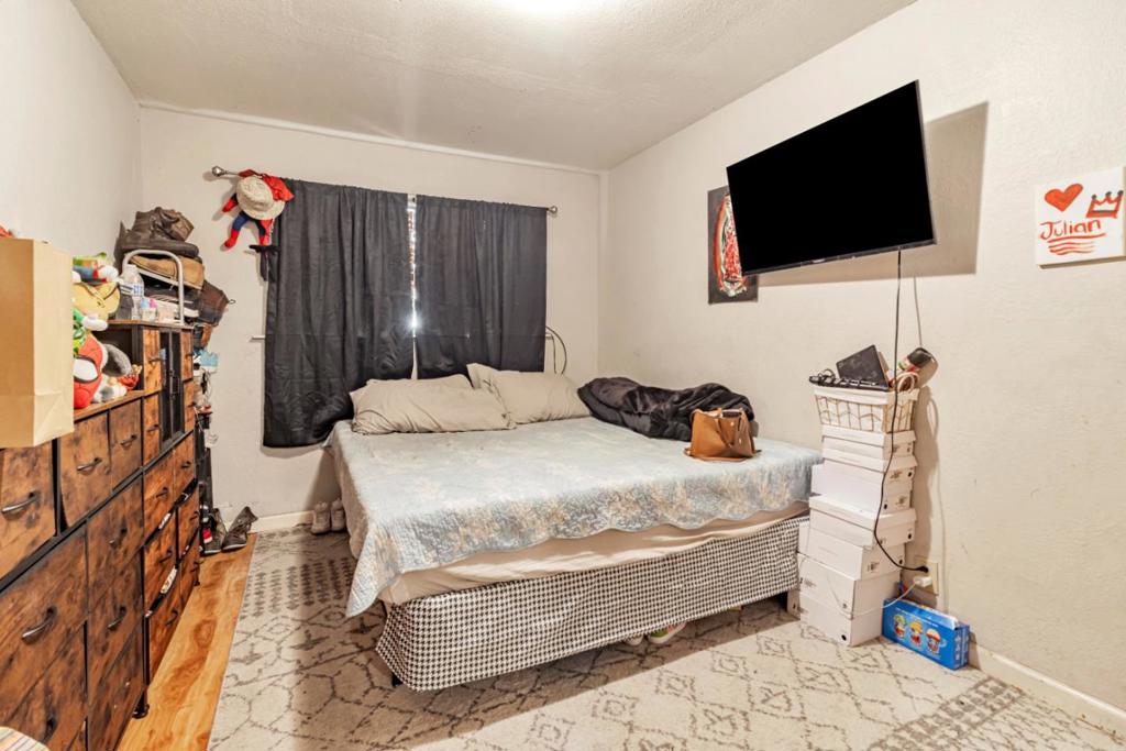 748 Clara Street Property Photo 45