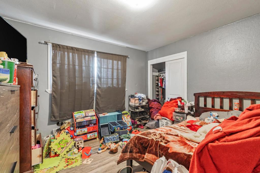 748 Clara Street Property Photo 49
