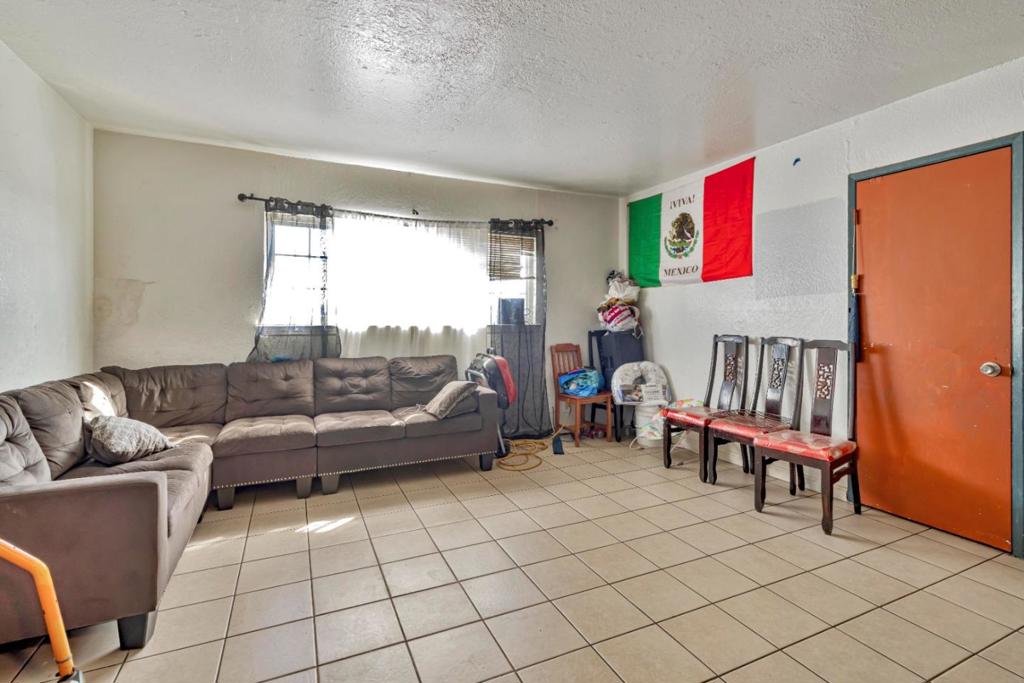 748 Clara Street Property Photo 59