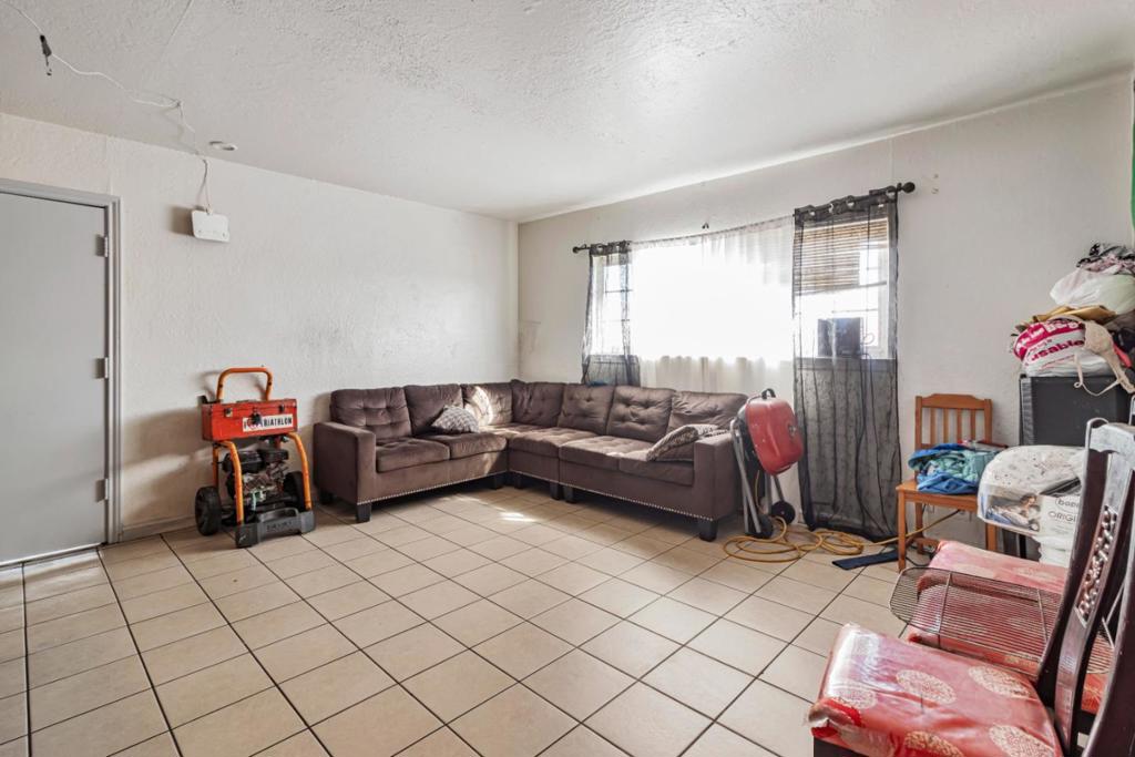 748 Clara Street Property Photo 60