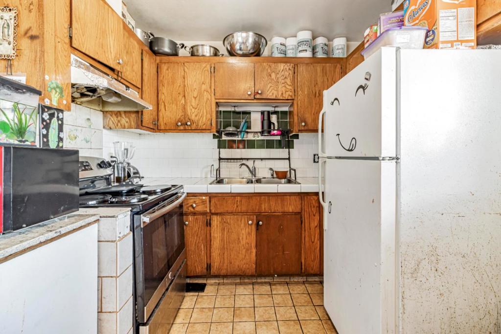 748 Clara Street Property Photo 71