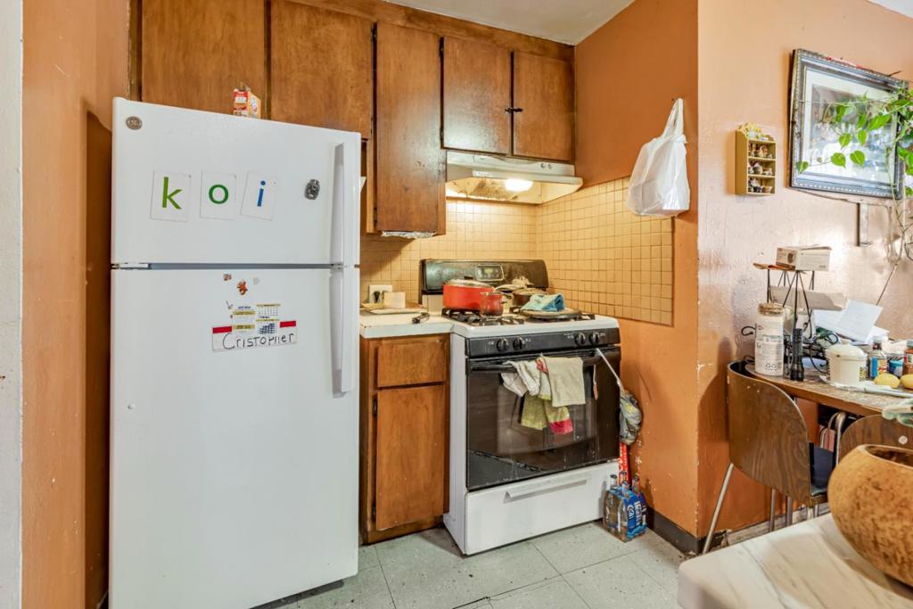 748 Clara Street Property Photo 76