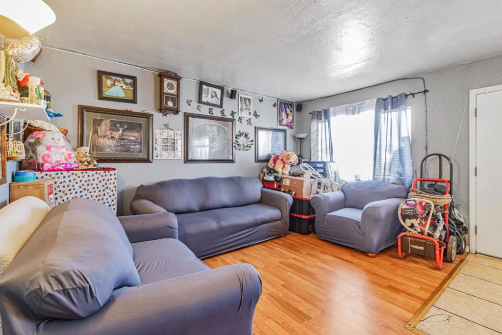 748 Clara Street Property Photo 77