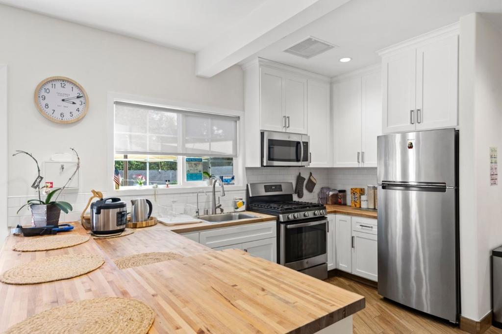 2070 Homestead Road Property Photo 16
