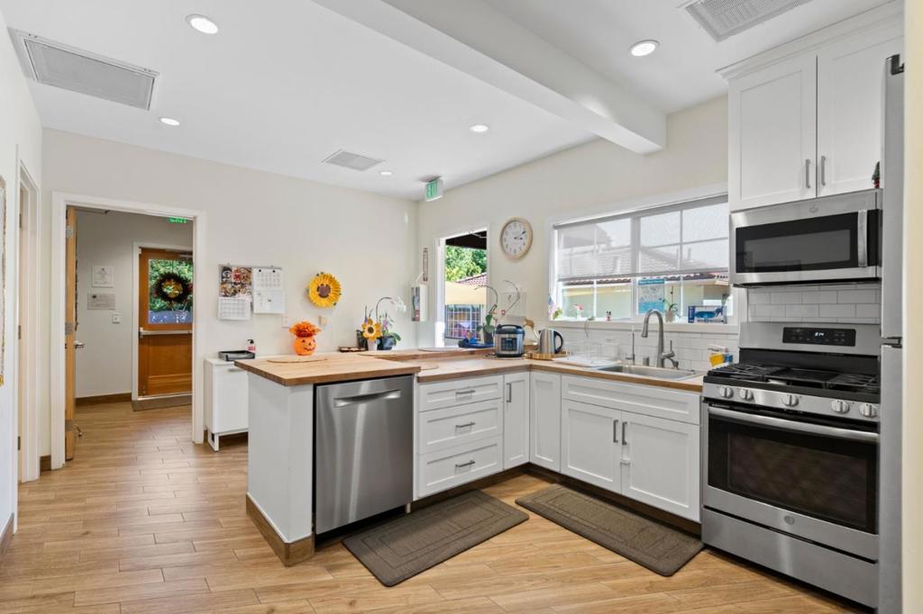 2070 Homestead Road Property Photo 18