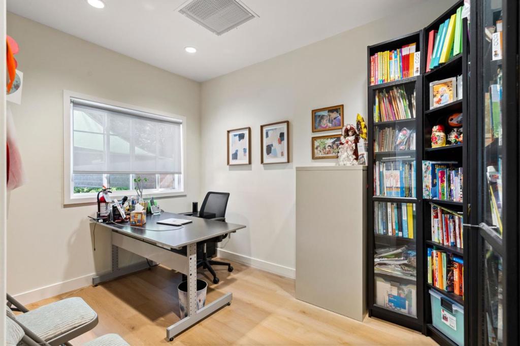 2070 Homestead Road Property Photo 30