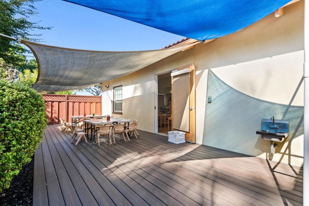 2070 Homestead Road Property Photo 36