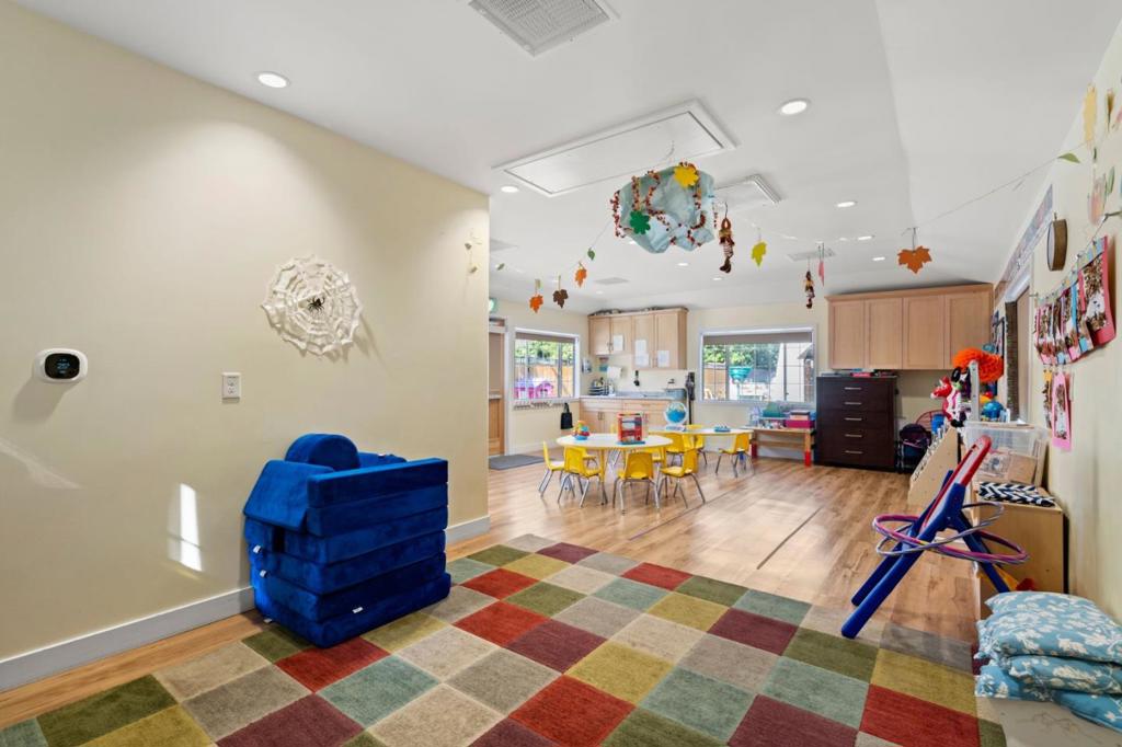 2070 Homestead Road Property Photo 48