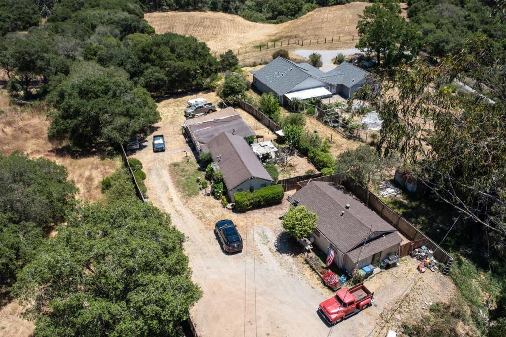 184 School Way Property Photo