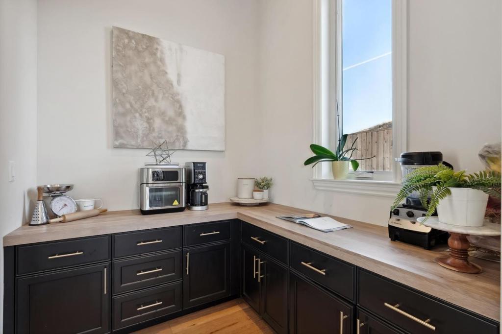 6246 Massara Street Property Photo 20