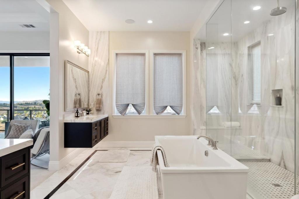 6246 Massara Street Property Photo 31