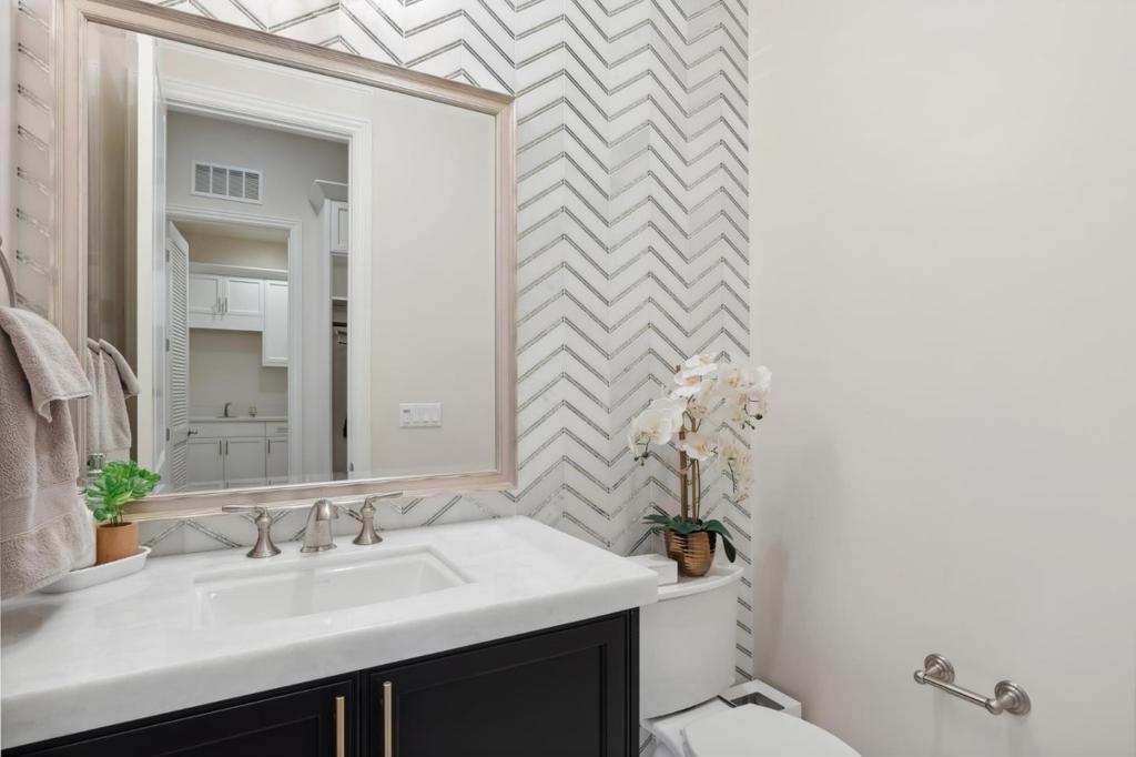 6246 Massara Street Property Photo 42