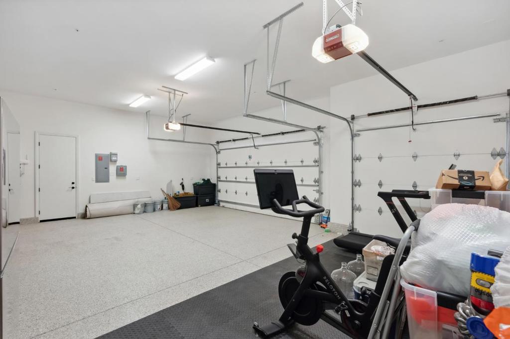 6246 Massara Street Property Photo 64