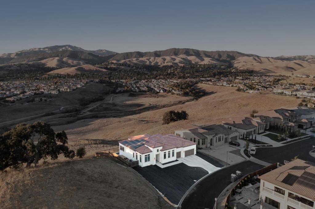 6246 Massara Street Property Photo 83