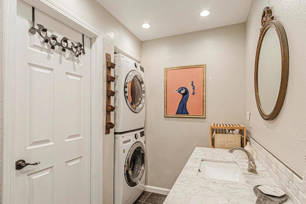 2857 S Bascom Avenue 101 Property Photo 13