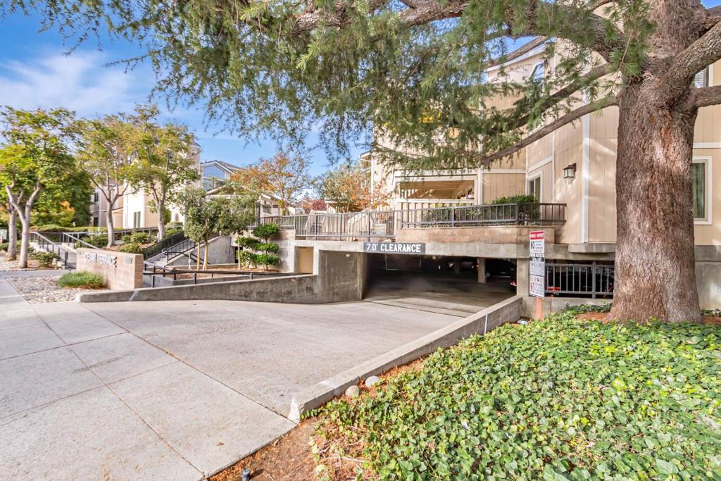 2857 S Bascom Avenue 101 Property Photo 18