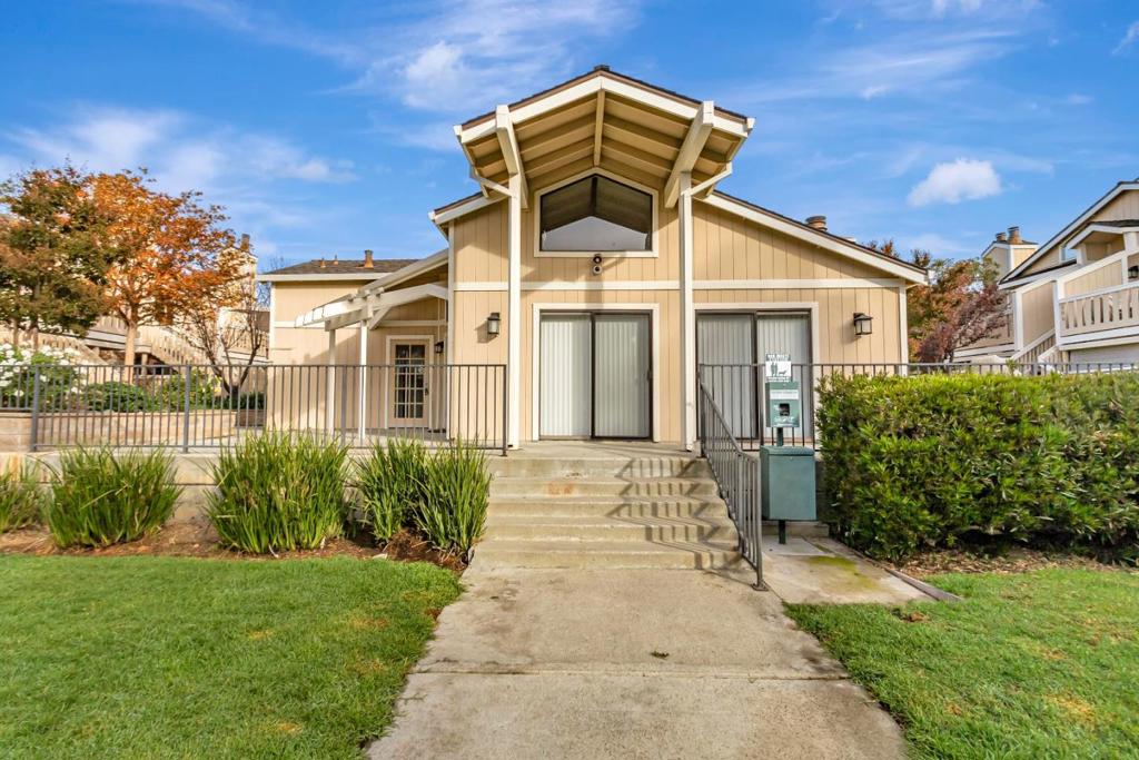 2857 S Bascom Avenue 101 Property Photo 19