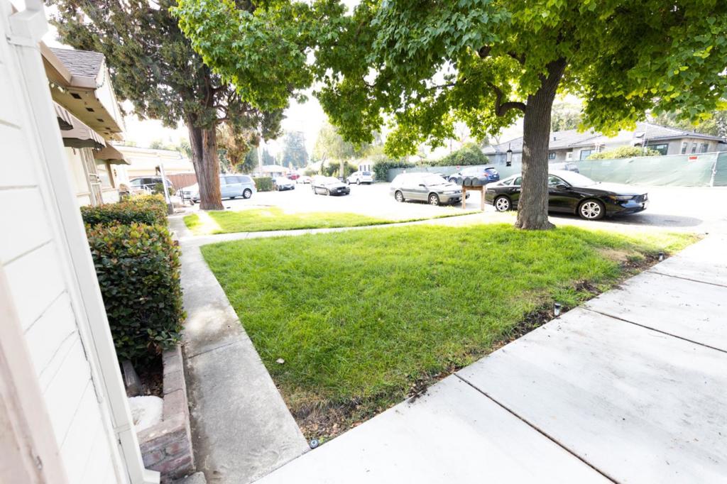 2178 Monticello Avenue Property Photo 8