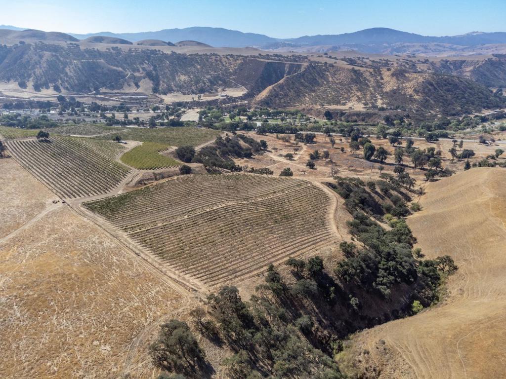 0 Airline Highway Property Photo 12