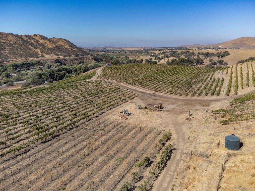 0 Airline Highway Property Photo 24
