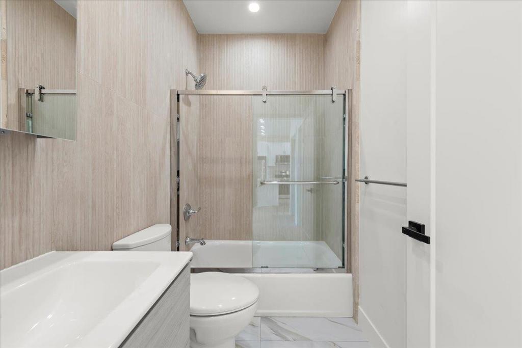 3548 Pierce Street Property Photo 12