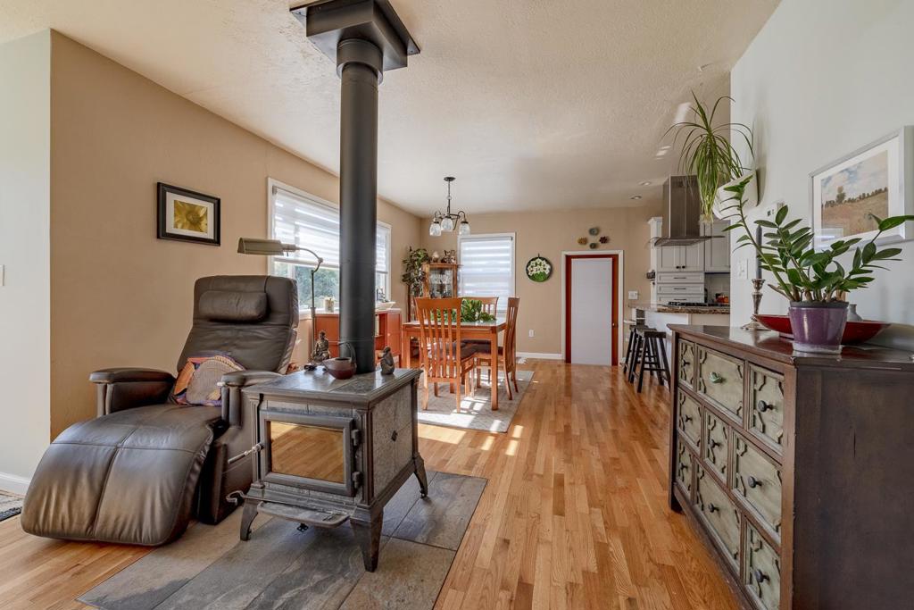 2901 Sandy Lane Property Photo 5