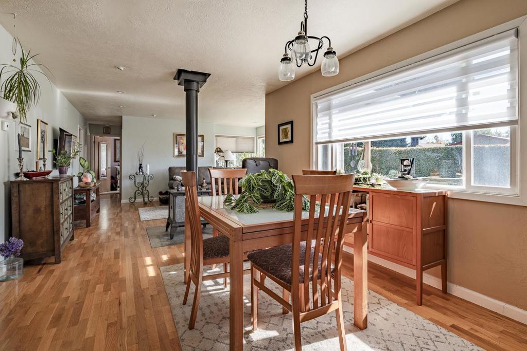 2901 Sandy Lane Property Photo 7