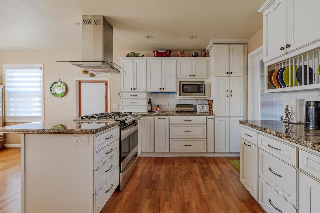 2901 Sandy Lane Property Photo 12