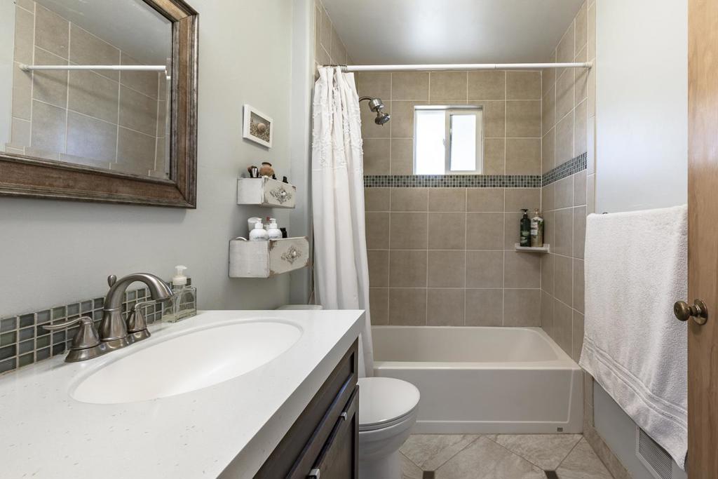 2901 Sandy Lane Property Photo 18