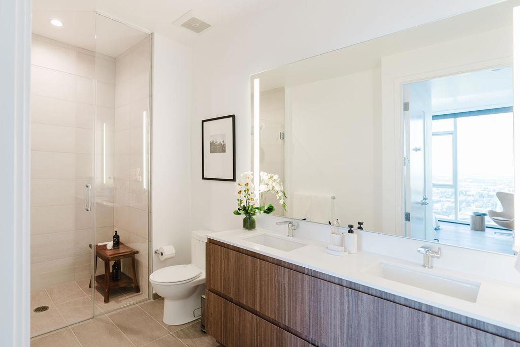 181 E Santa Clara Street 2701 Property Photo 11