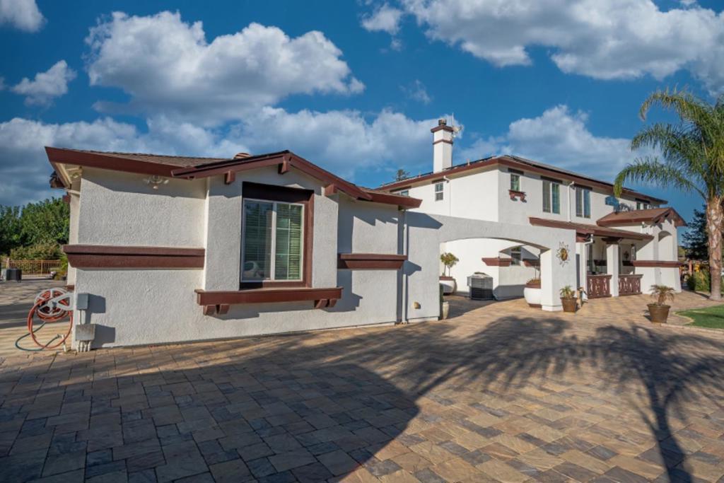 16156 S Monte Sereno Court Property Photo