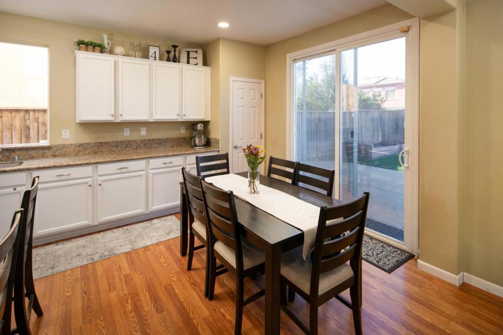 234 Apple Avenue Property Photo 9