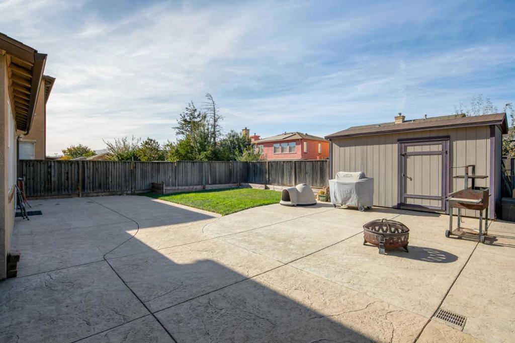 234 Apple Avenue Property Photo 14