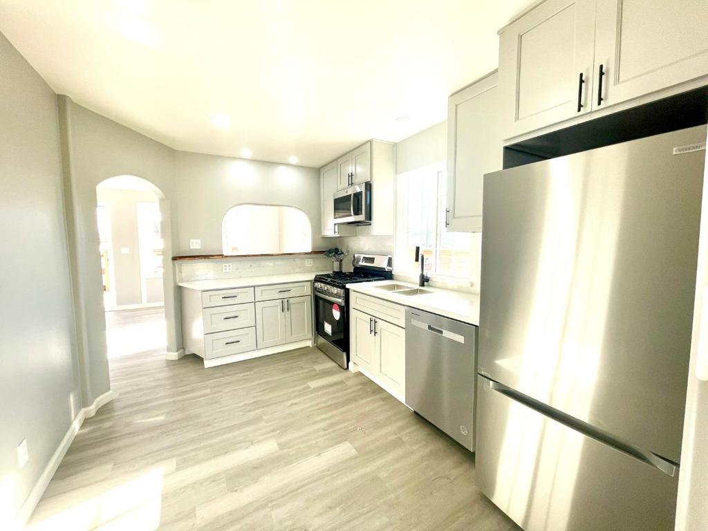 7550 Sandholdt Road Property Photo 44