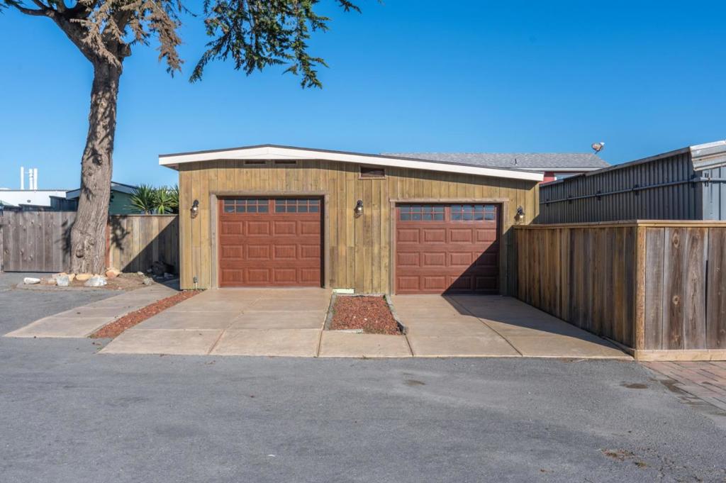 7550 Sandholdt Road Property Photo 69