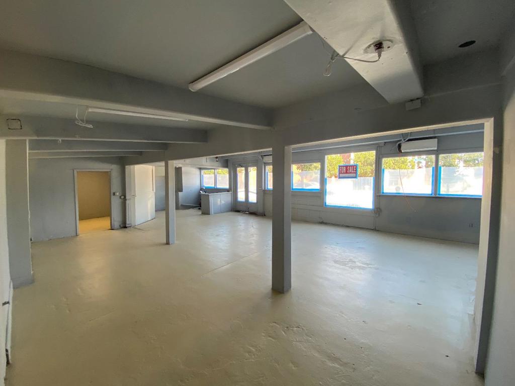 2017 Pacific Property Photo 10