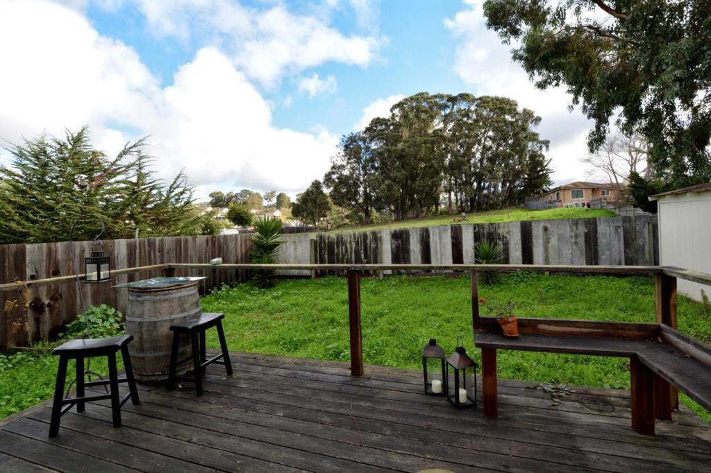 1168 Waring 2 Property Photo 6