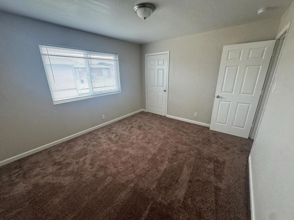 405 Sycamore Avenue Property Photo 42