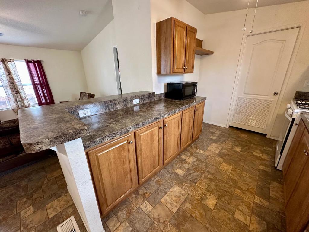 436 N Mercey Springs Road Property Photo 12
