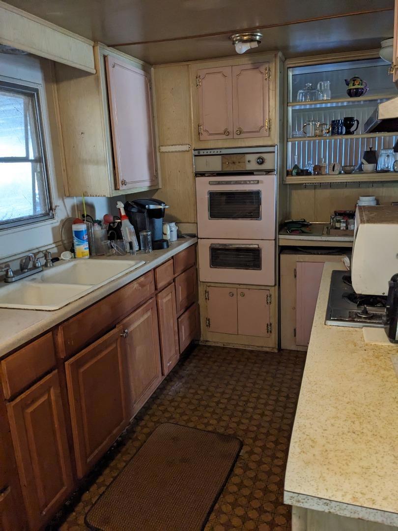 144 Holm Road Property Photo 3