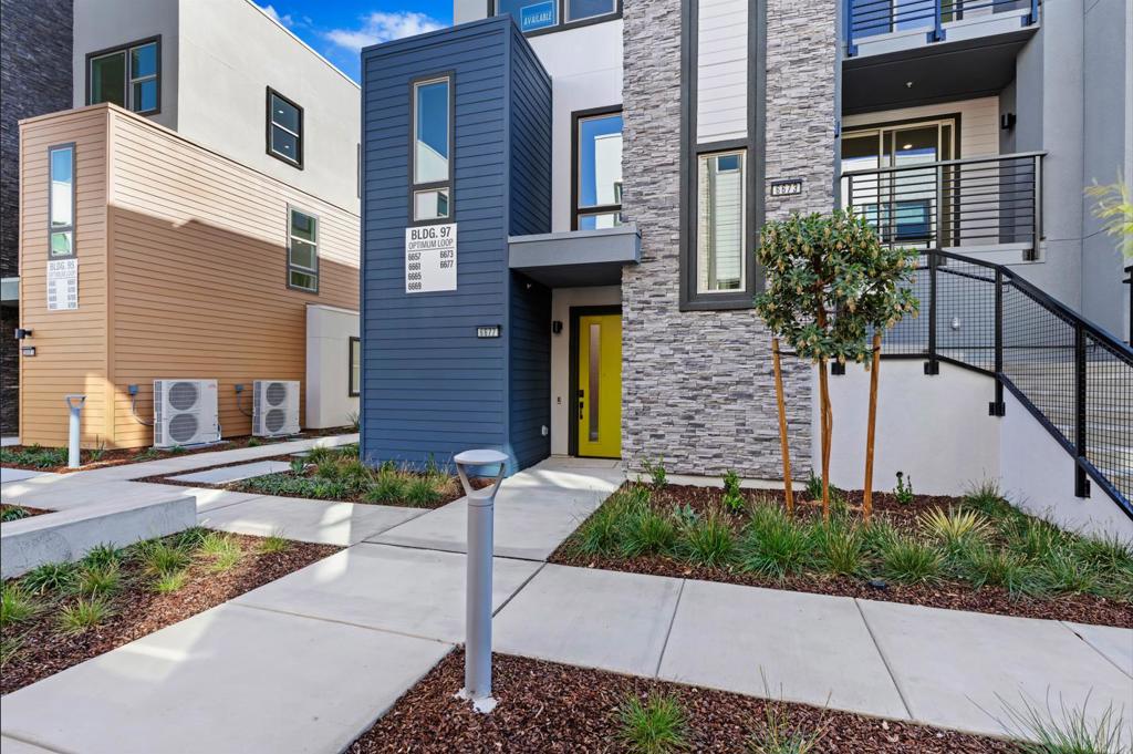 6677 Optimum Loop Property Photo 1