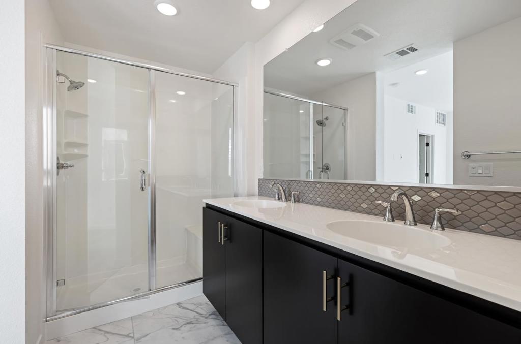 6677 Optimum Loop Property Photo 17