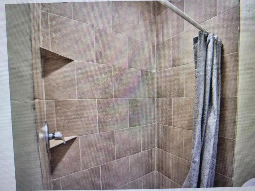 16 E Gabilan Street Property Photo 8