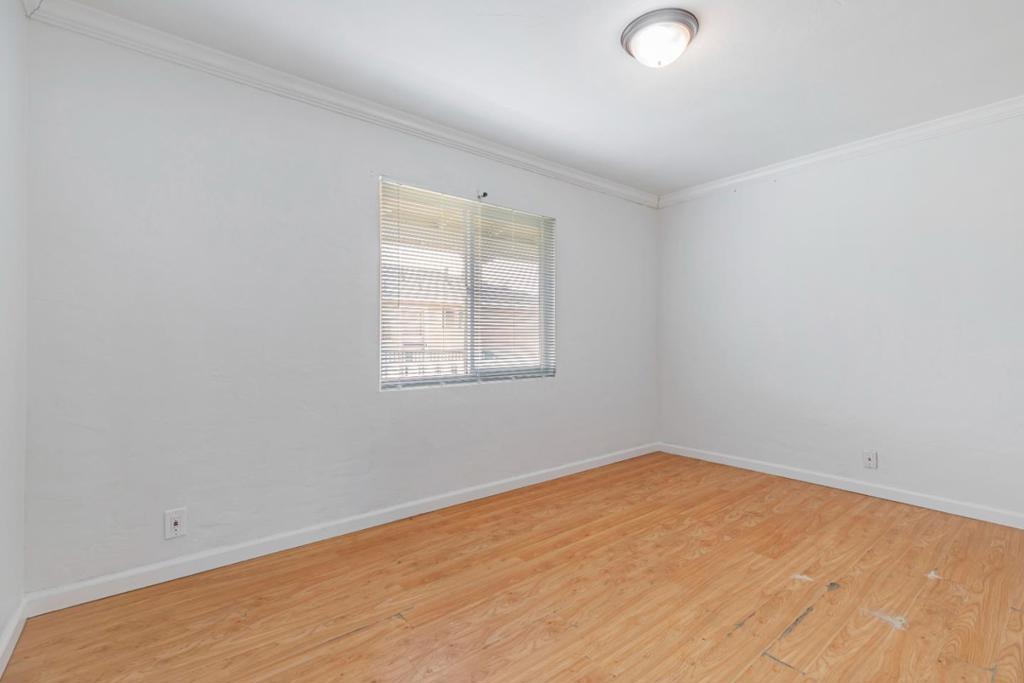 1037 N 7th Street Property Photo 22